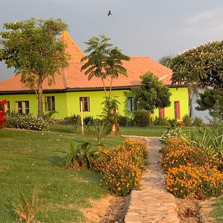 Samuka Island Retreat Vila Jinja Exterior foto