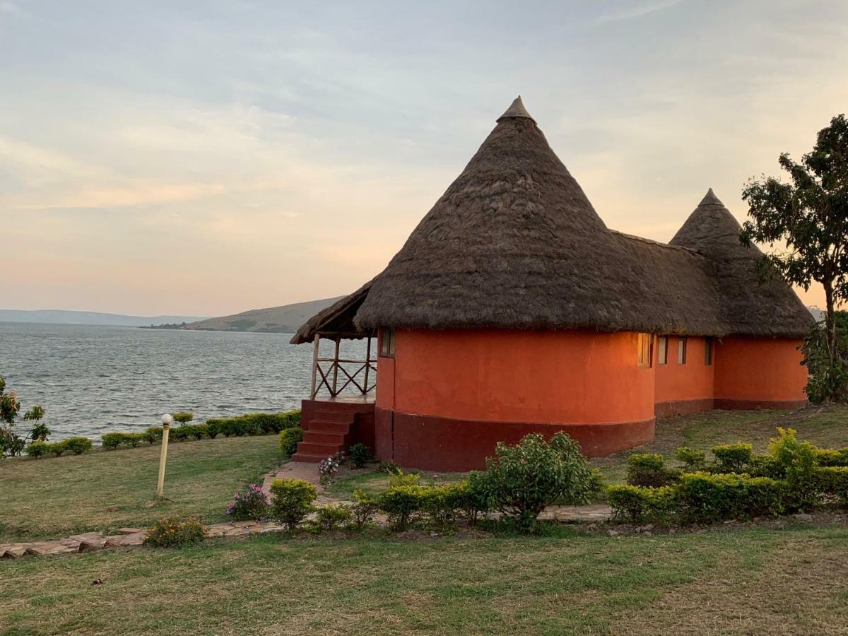 Samuka Island Retreat Vila Jinja Exterior foto