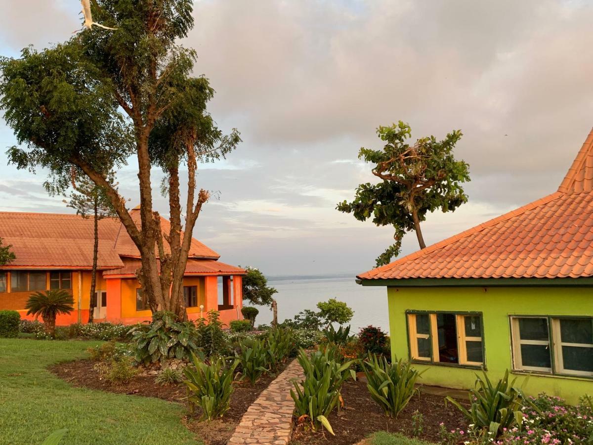 Samuka Island Retreat Vila Jinja Exterior foto