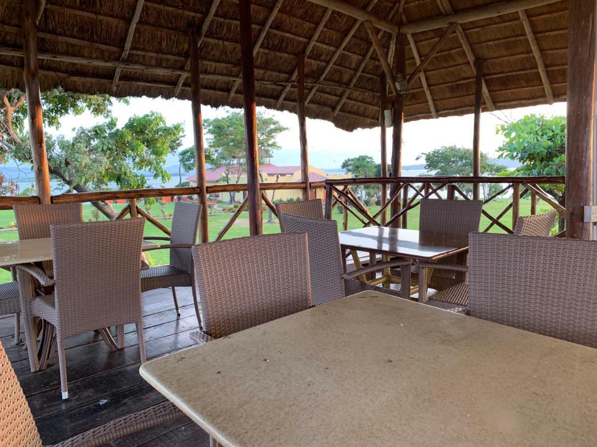 Samuka Island Retreat Vila Jinja Exterior foto